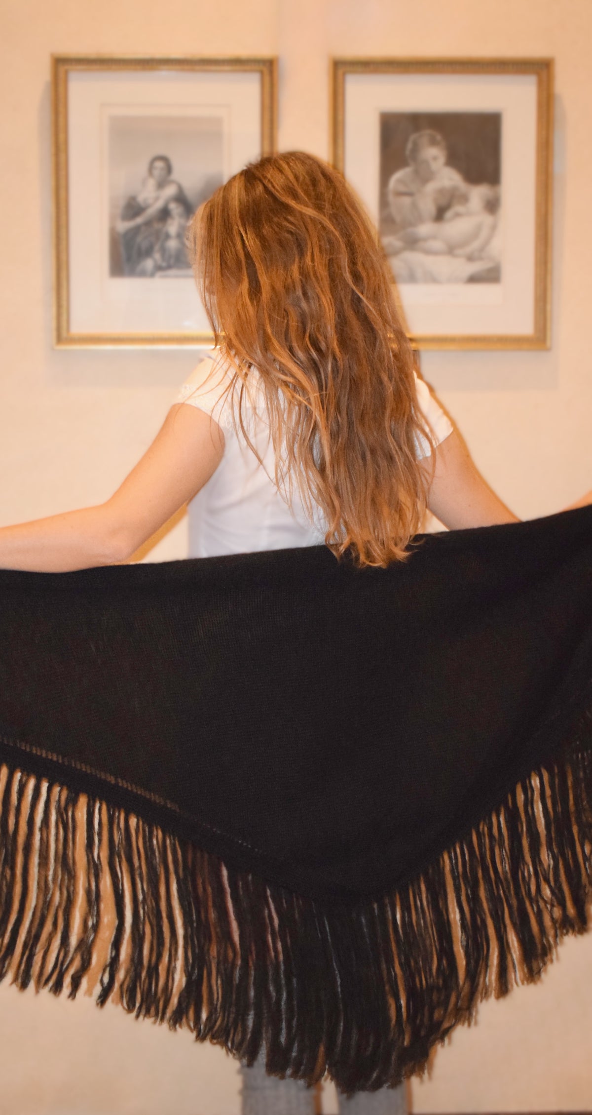 The Heirloom Shawl - Black
